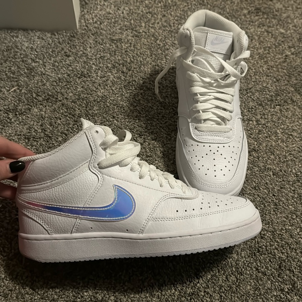 Nike size 9 women hightops